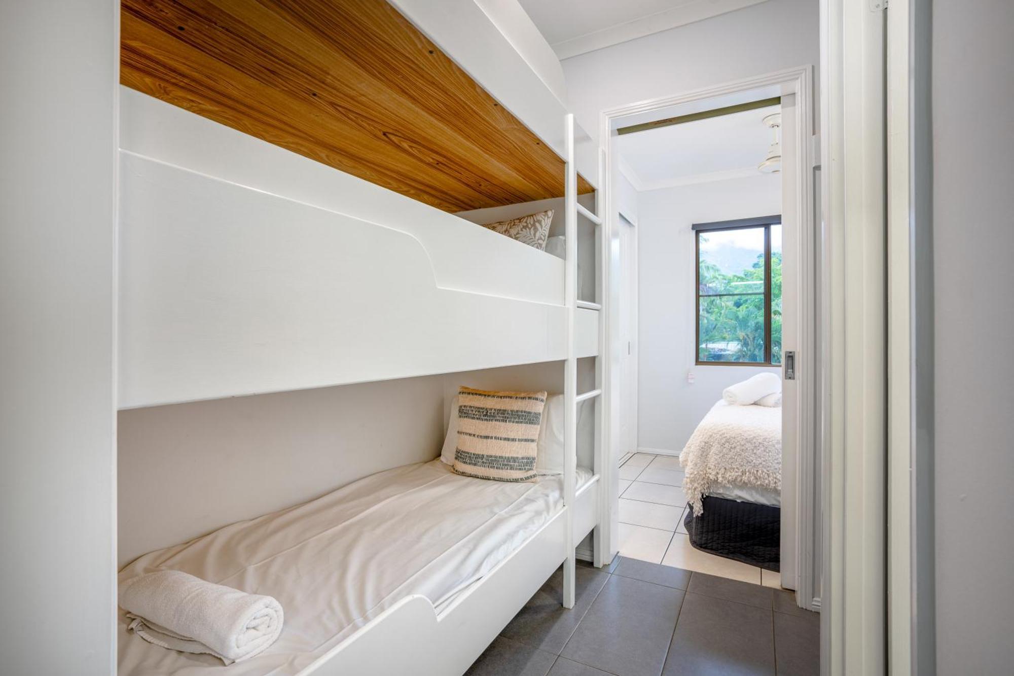 Tasman Holiday Parks - Cairns Cool Waters Exterior foto