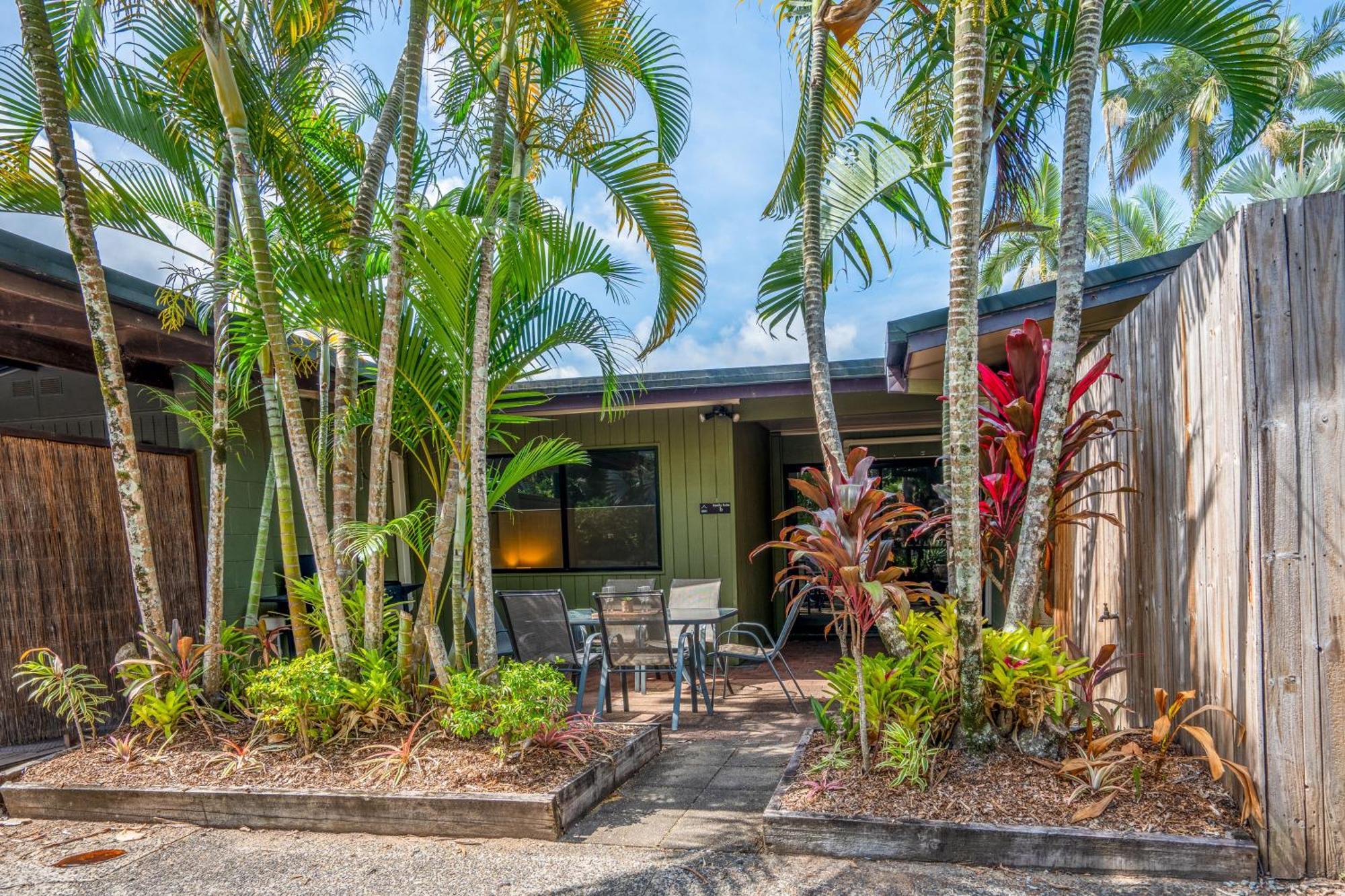 Tasman Holiday Parks - Cairns Cool Waters Exterior foto
